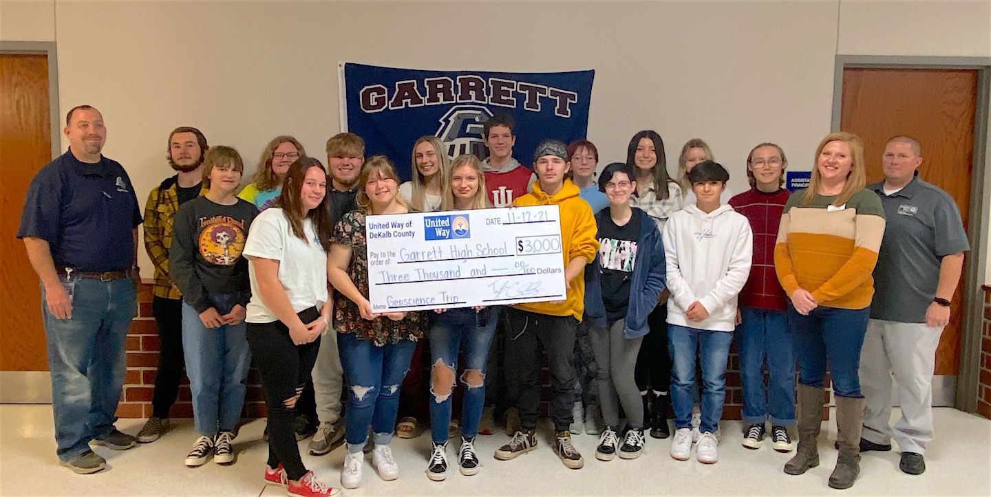 UW grant supports geoscience trip